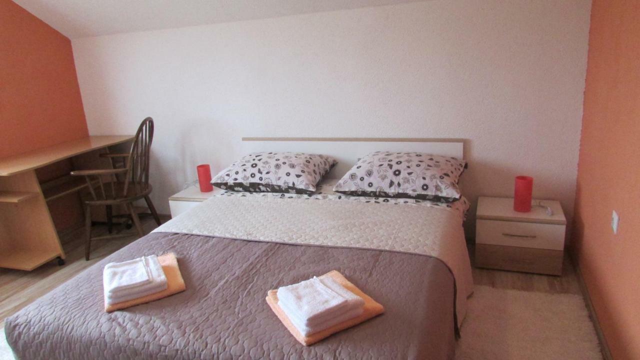Apartman Franjicic Korenica Exteriér fotografie
