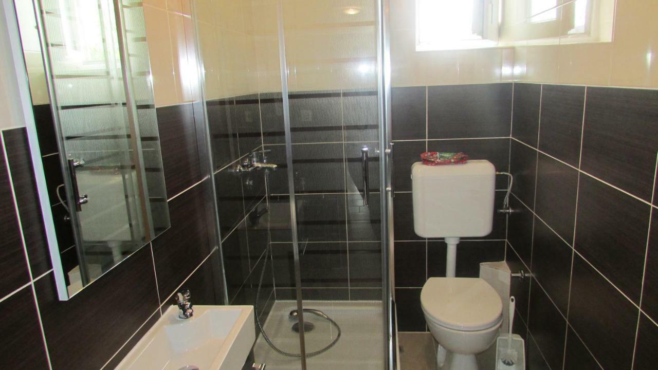 Apartman Franjicic Korenica Exteriér fotografie