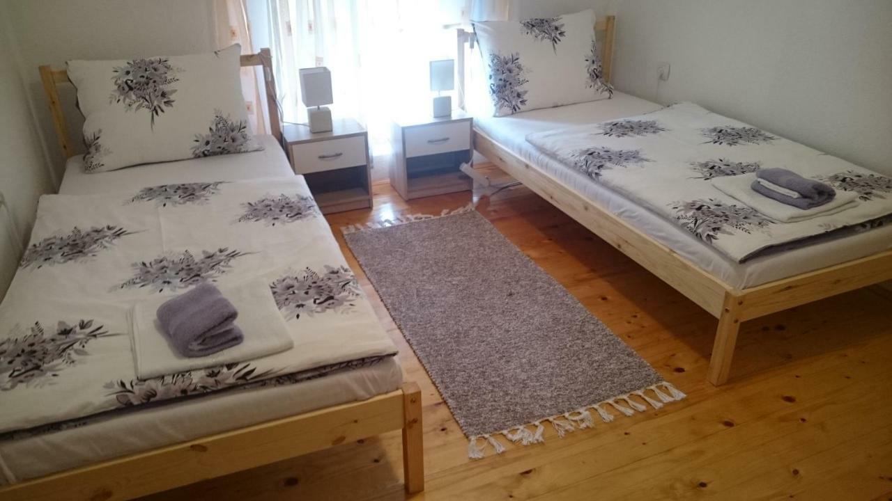 Apartman Franjicic Korenica Exteriér fotografie